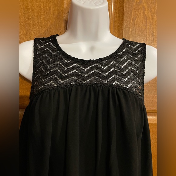 Size Small black dress - Picture 2 of 12